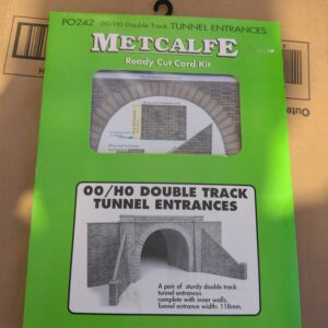 Metcalfe dubble track tunnel kit